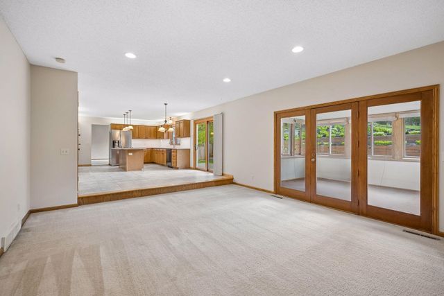 3385 Rosewood Lane N, Plymouth, MN 55441