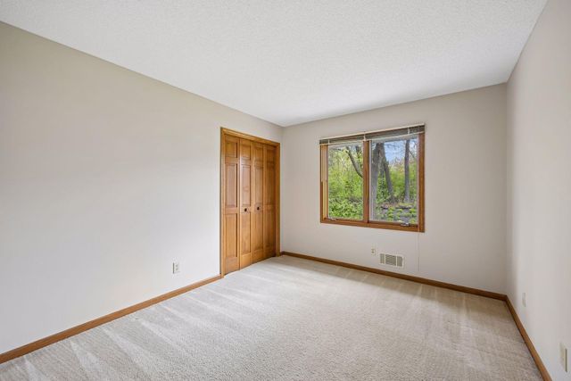 3385 Rosewood Lane N, Plymouth, MN 55441