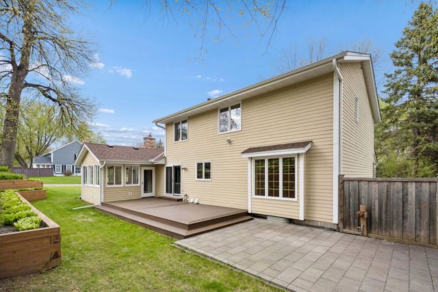 3385 Rosewood Lane N, Plymouth, MN 55441