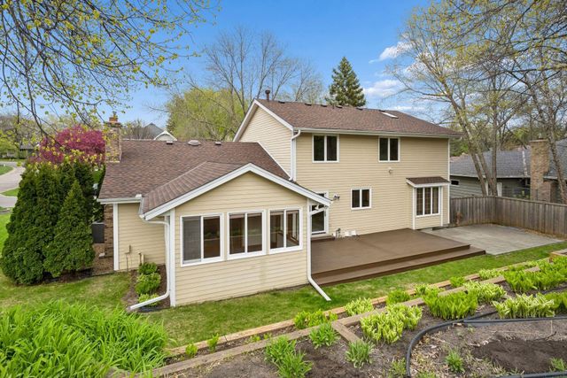 3385 Rosewood Lane N, Plymouth, MN 55441