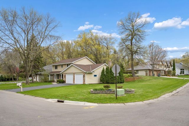 3385 Rosewood Lane N, Plymouth, MN 55441