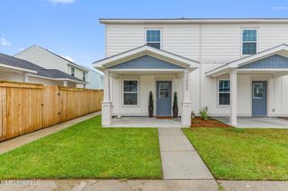 1016 Middle Lane, Gulfport, MS 39507