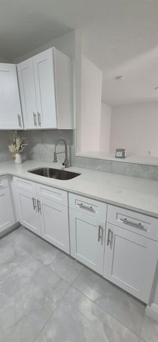 7128 OAKWOOD DR 2, New Port Richey, FL 34652