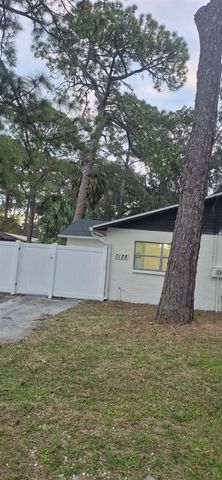 7128 OAKWOOD DR 2, New Port Richey, FL 34652
