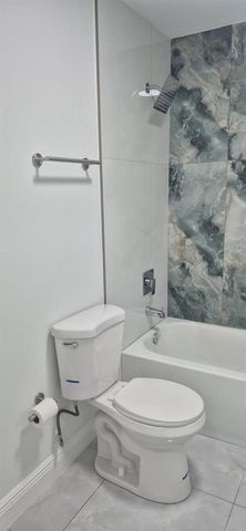 7128 OAKWOOD DR 2, New Port Richey, FL 34652