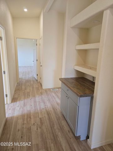 15785 N Twin Lakes Drive, Tucson, AZ 85739