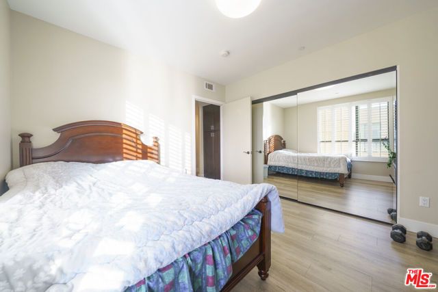 871 Crenshaw Boulevard 406, Los Angeles, CA 90005