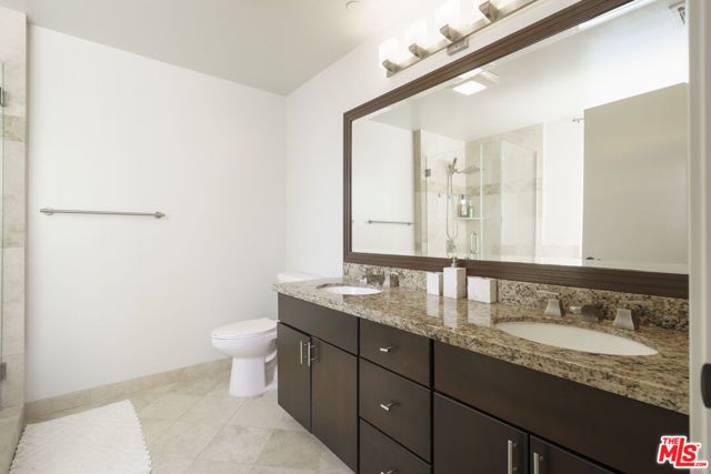 871 Crenshaw Boulevard 406, Los Angeles, CA 90005