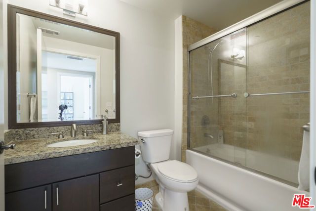 871 Crenshaw Boulevard 406, Los Angeles, CA 90005