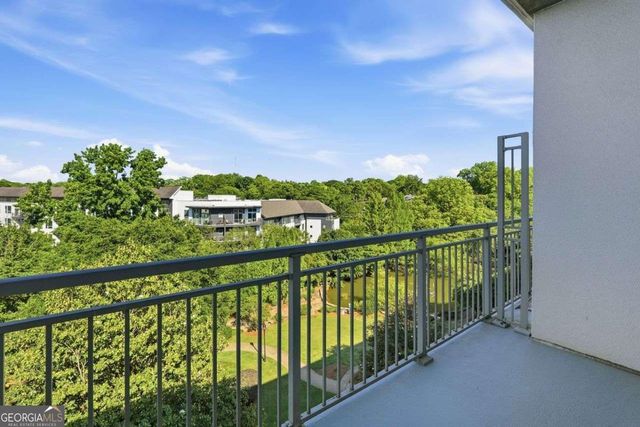 245 N HIGHLAND Avenue NE 402, Atlanta, GA 30307