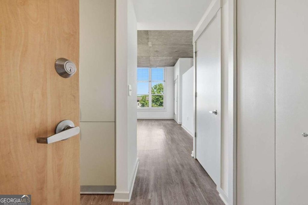 245 N HIGHLAND Avenue NE 402, Atlanta, GA 30307