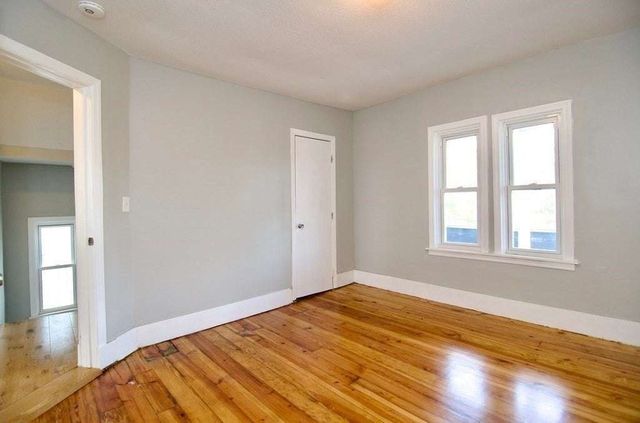 20 Crosby St, Springfield, MA 01105