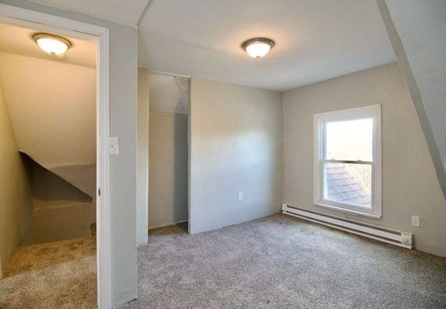 20 Crosby St, Springfield, MA 01105