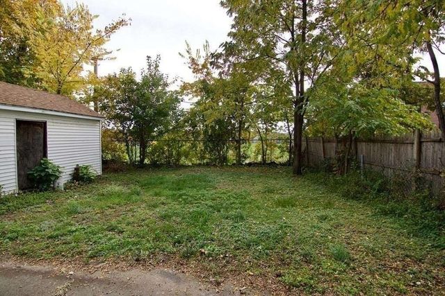 20 Crosby St, Springfield, MA 01105