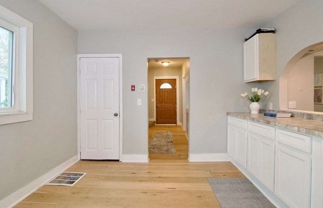 20 Crosby St, Springfield, MA 01105