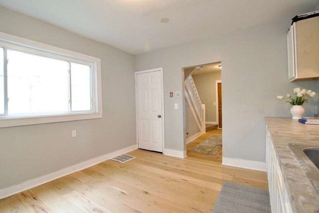 20 Crosby St, Springfield, MA 01105