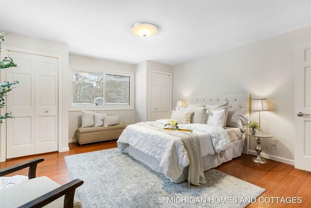 3887 65th Street, Holland, MI 49423