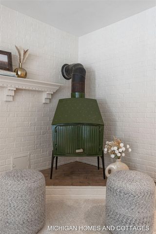 3887 65th Street, Holland, MI 49423