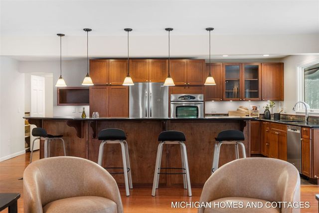 3887 65th Street, Holland, MI 49423