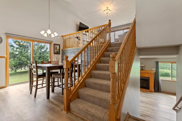 37816 Hawthorne Avenue, North Branch, MN 55056