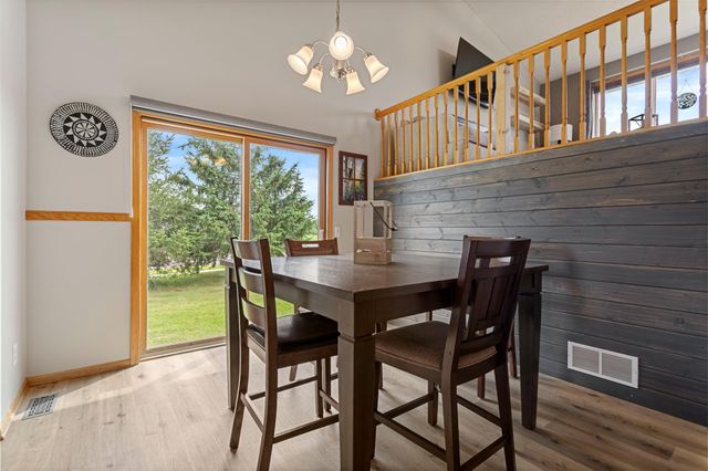 37816 Hawthorne Avenue, North Branch, MN 55056