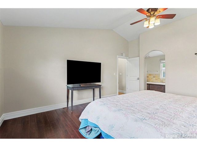 1488 S Ventura St, Aurora, CO 80017