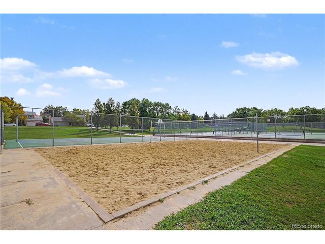 1488 S Ventura St, Aurora, CO 80017