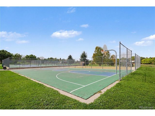 1488 S Ventura St, Aurora, CO 80017