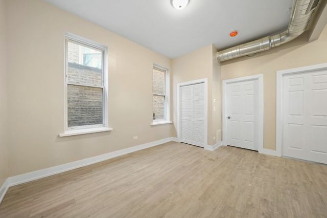 1922 S Leavitt Street 3R, Chicago, IL 60608