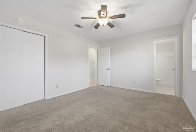 5719 N Ventura Ln, Pensacola, FL 32526