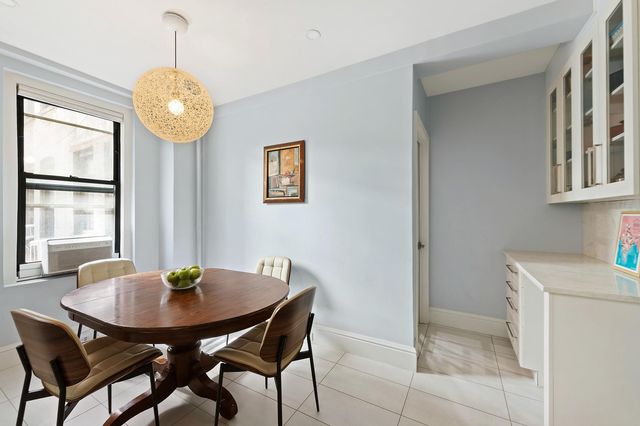 114 E 84th St Apt 6B, New York City, NY 10028