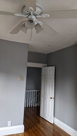 14 Wadsworth Ave 2, Waltham, MA 02453