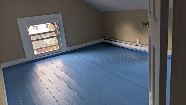 14 Wadsworth Ave 2, Waltham, MA 02453