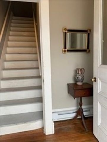 14 Wadsworth Ave 2, Waltham, MA 02453
