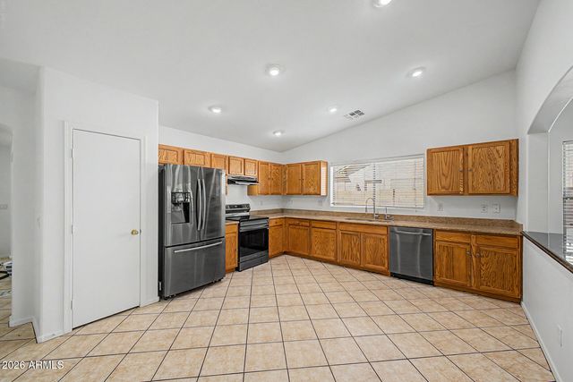 9631 W KIRBY Avenue, Tolleson, AZ 85353