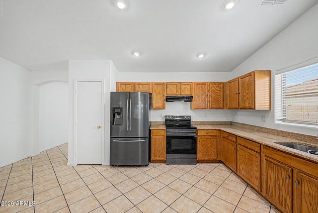 9631 W KIRBY Avenue, Tolleson, AZ 85353