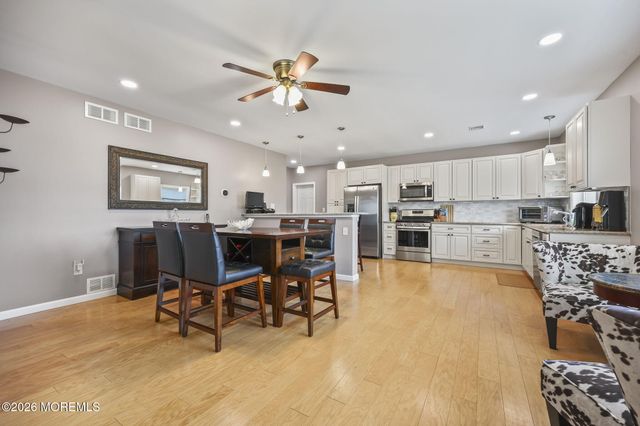 27 Mason Drive, Hazlet, NJ 07730