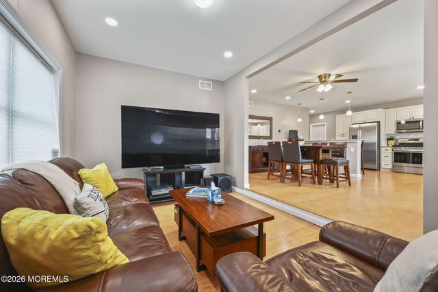 27 Mason Drive, Hazlet, NJ 07730