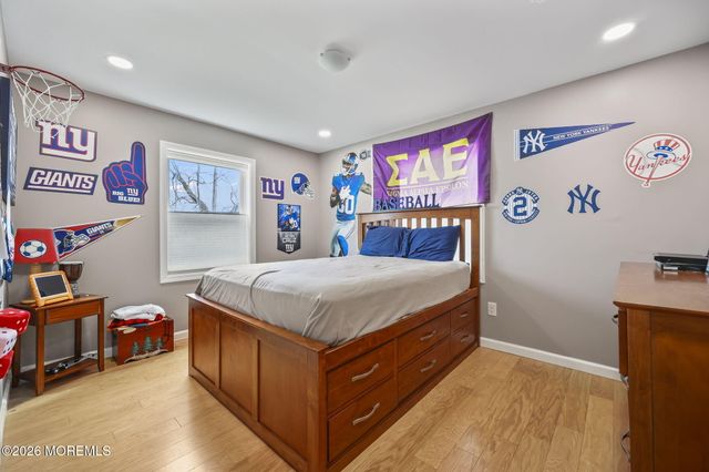 27 Mason Drive, Hazlet, NJ 07730