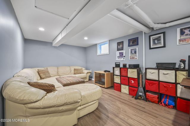 27 Mason Drive, Hazlet, NJ 07730