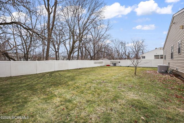 27 Mason Drive, Hazlet, NJ 07730