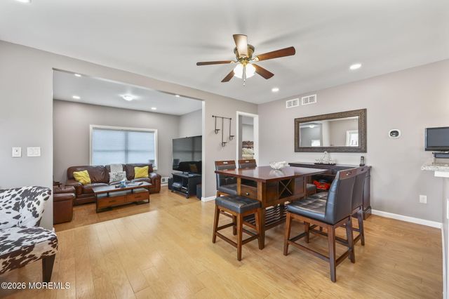 27 Mason Drive, Hazlet, NJ 07730