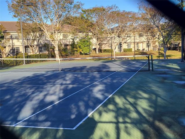 1957 Freeport Lane 1957, Riviera Beach, FL 33404