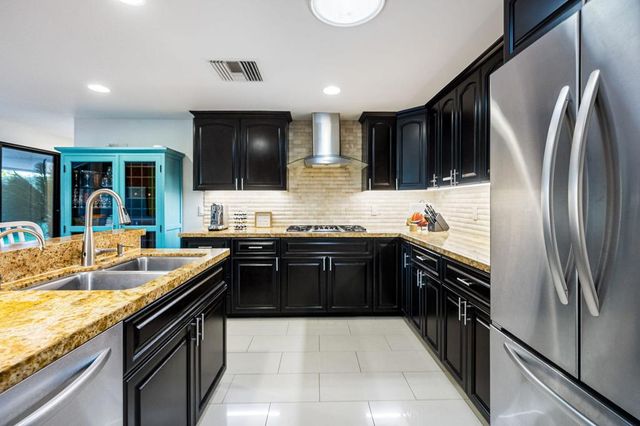 73484 Goldflower Street, Palm Desert, CA 92260