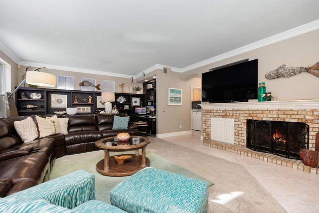 3337 Corte Verso, Carlsbad, CA 92009