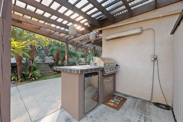 3337 Corte Verso, Carlsbad, CA 92009