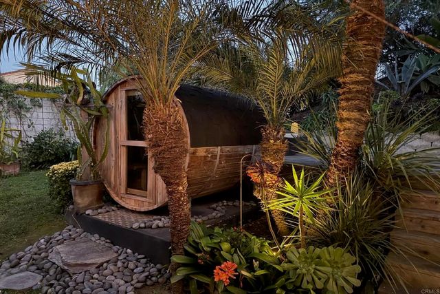 3337 Corte Verso, Carlsbad, CA 92009