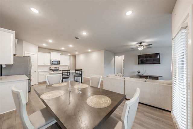 601 Bethpage Drive, Red Oak, TX 75154