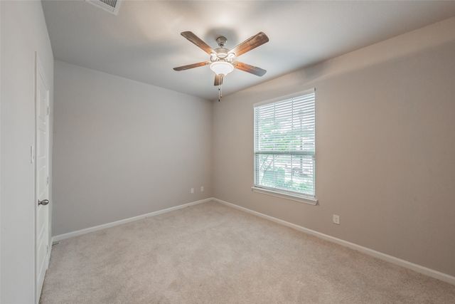 601 Bethpage Drive, Red Oak, TX 75154