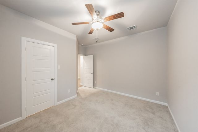 601 Bethpage Drive, Red Oak, TX 75154